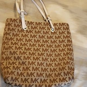 Mk purse